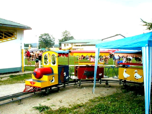 vlak.jpg (86041 bytes)